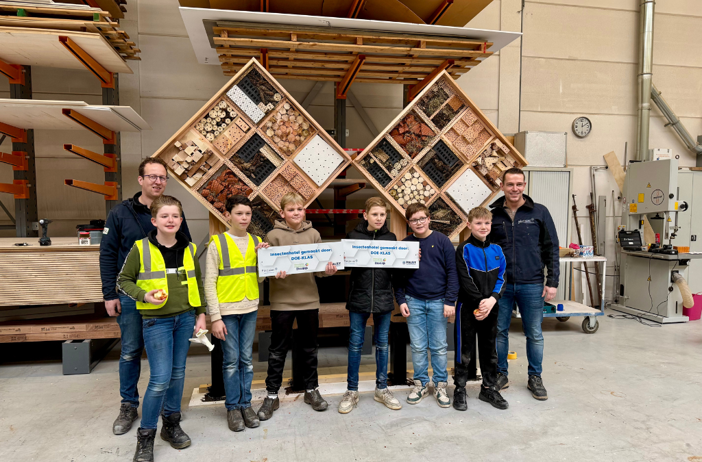 Doe-klas op bezoek bij Pleijsier Bouw en Onderhoud