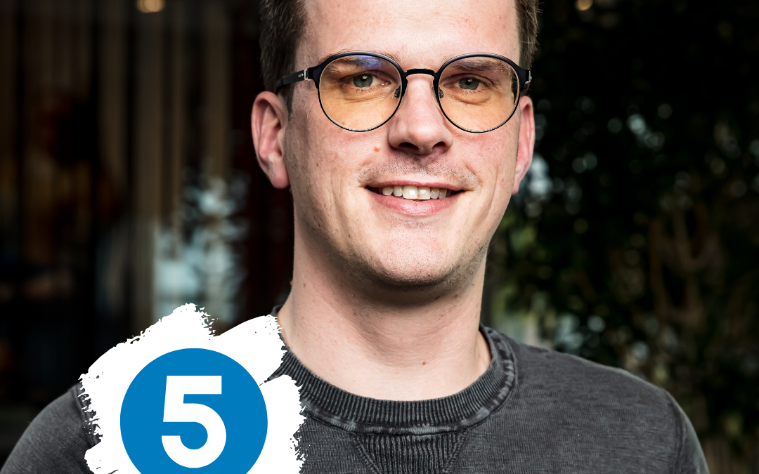 Theun viert 5-jarig jubileum bij Pleijsier