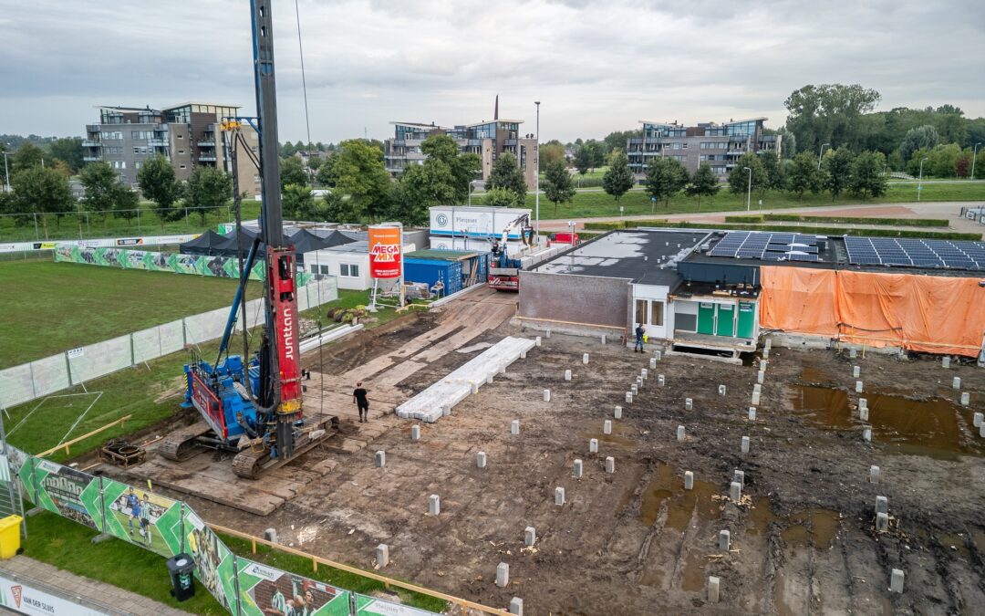 Kijk mee: Van sloop tot heien in een paar seconden